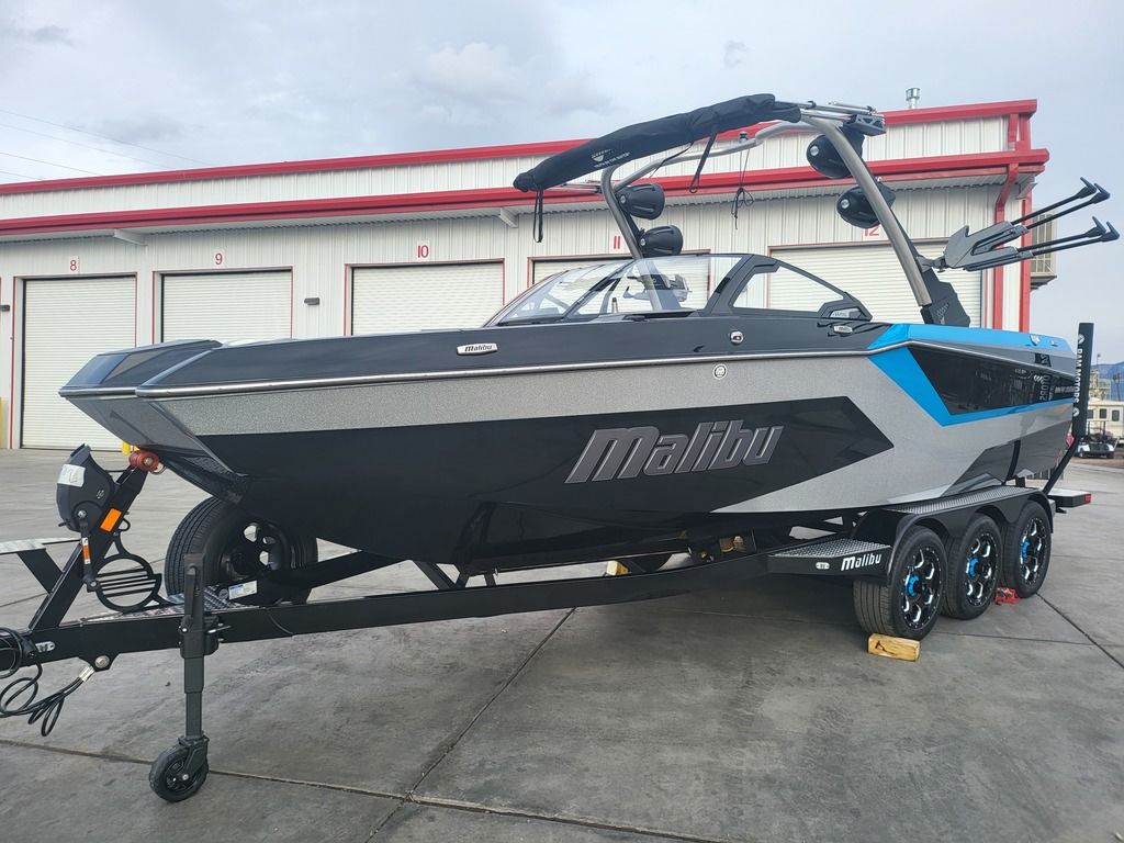 2025 Malibu Boats 24 MXZ