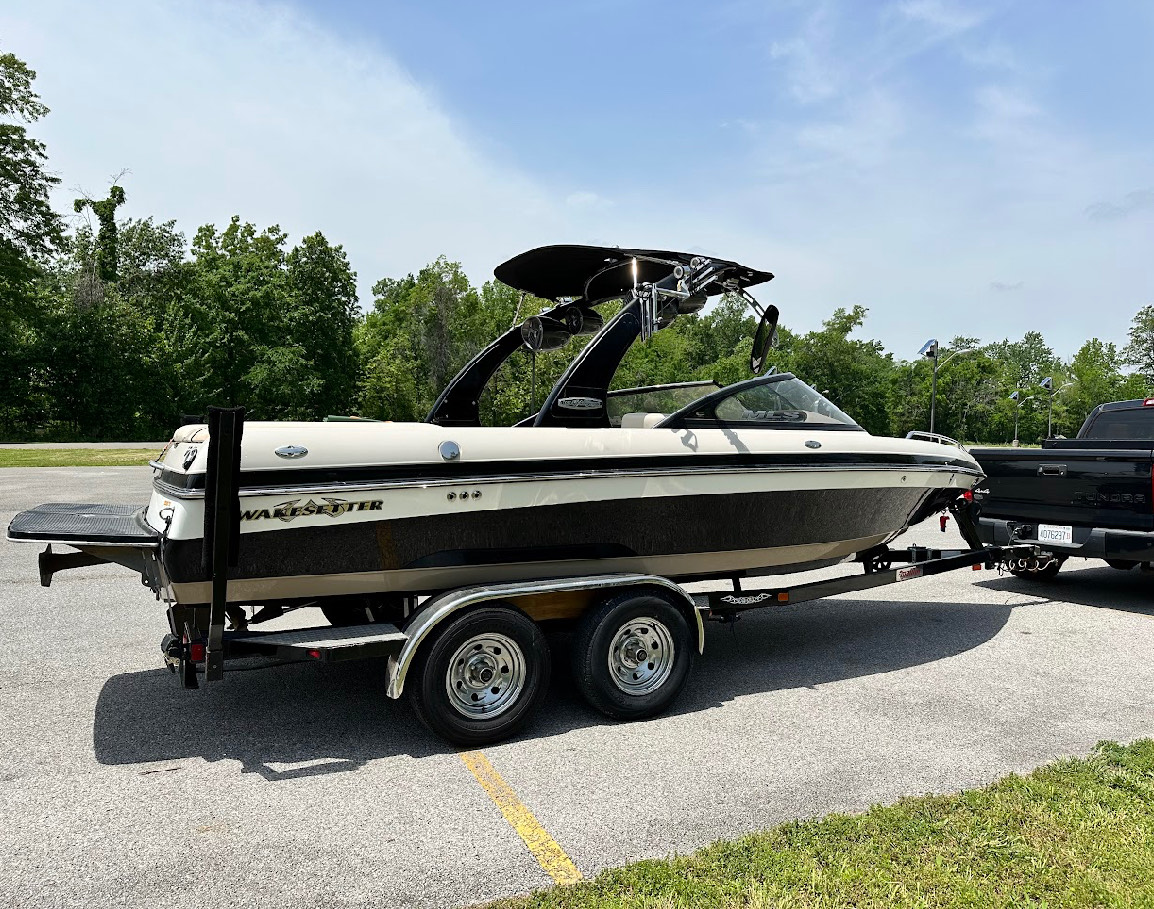 2004 Malibu Wakesetter VLX