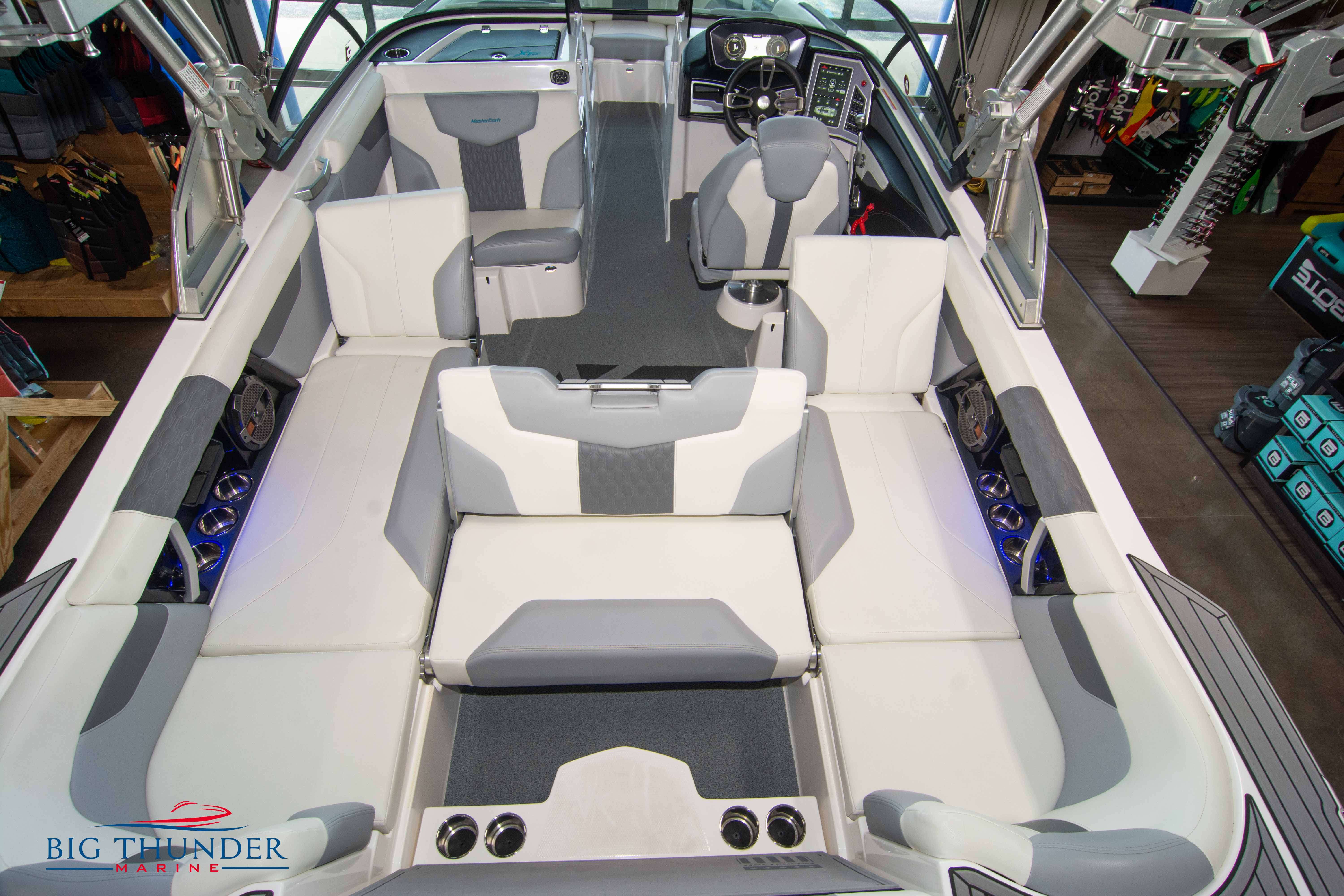 2022 Mastercraft XT24