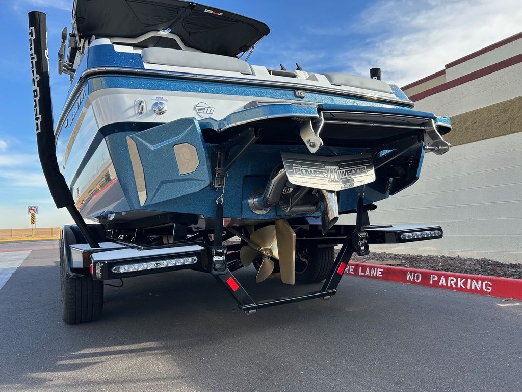 2025 Malibu Boats 23 MXZ