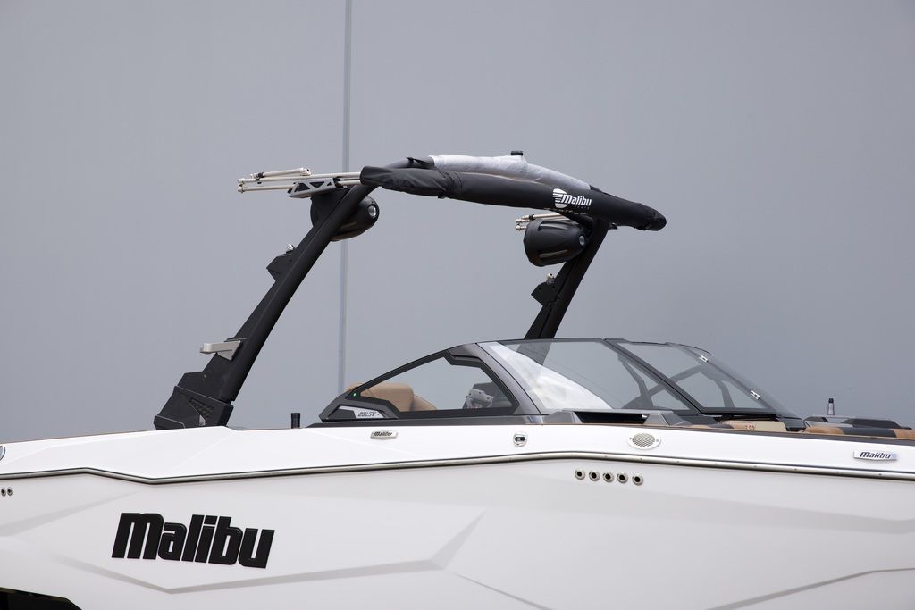 2025 Malibu Boats 25 LSV