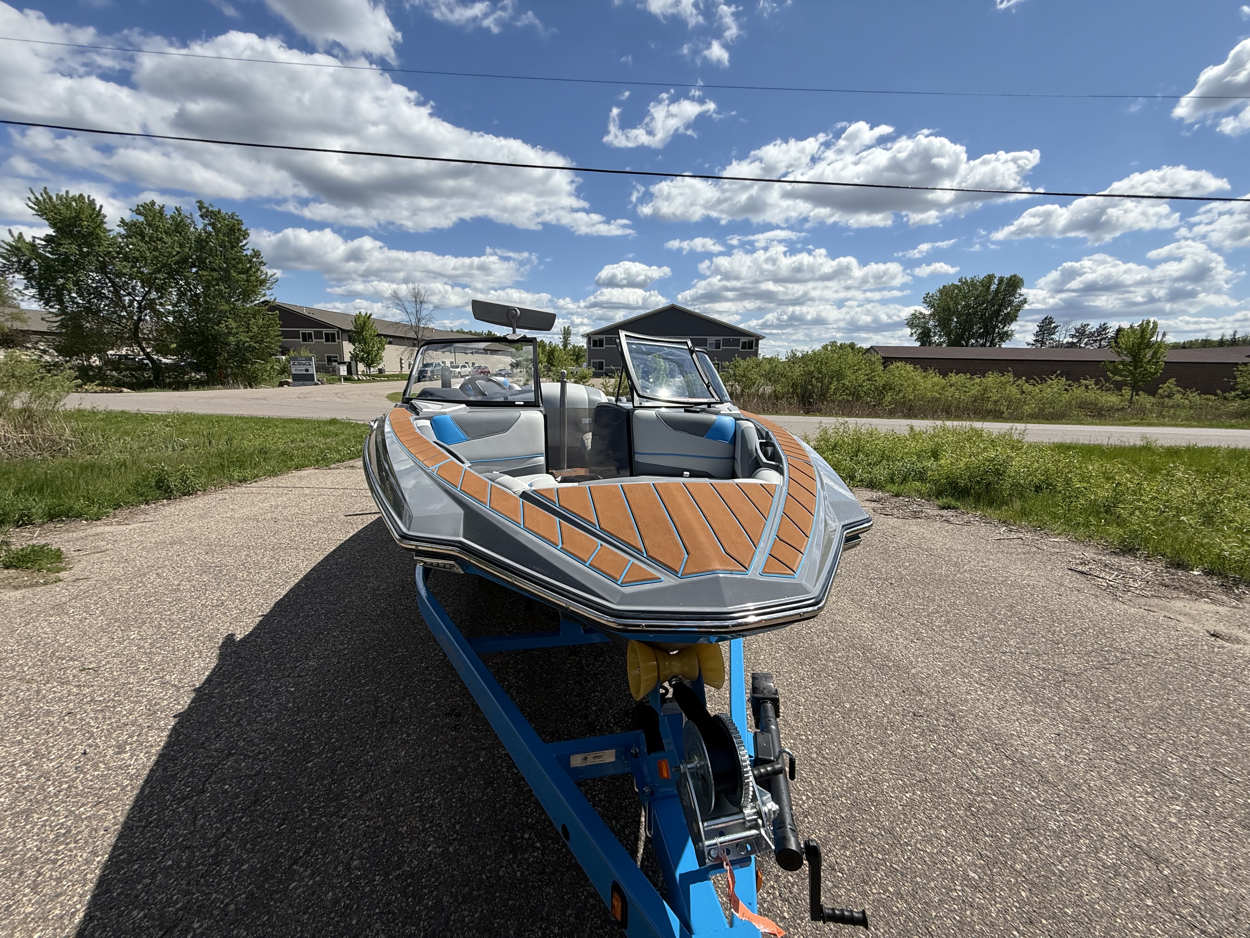 2023 Malibu Response TXI MO - 440 Hours