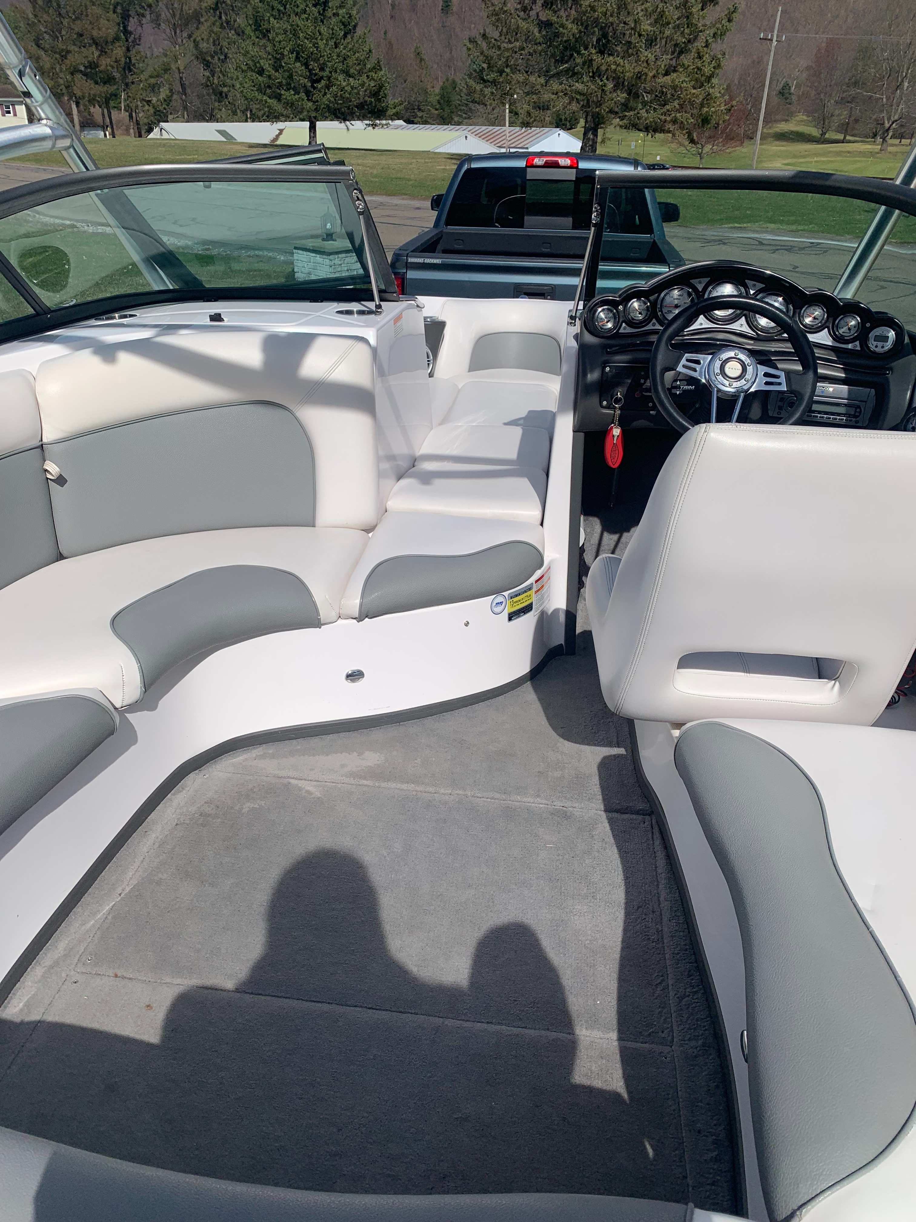 2006 Supra Launch 21 V