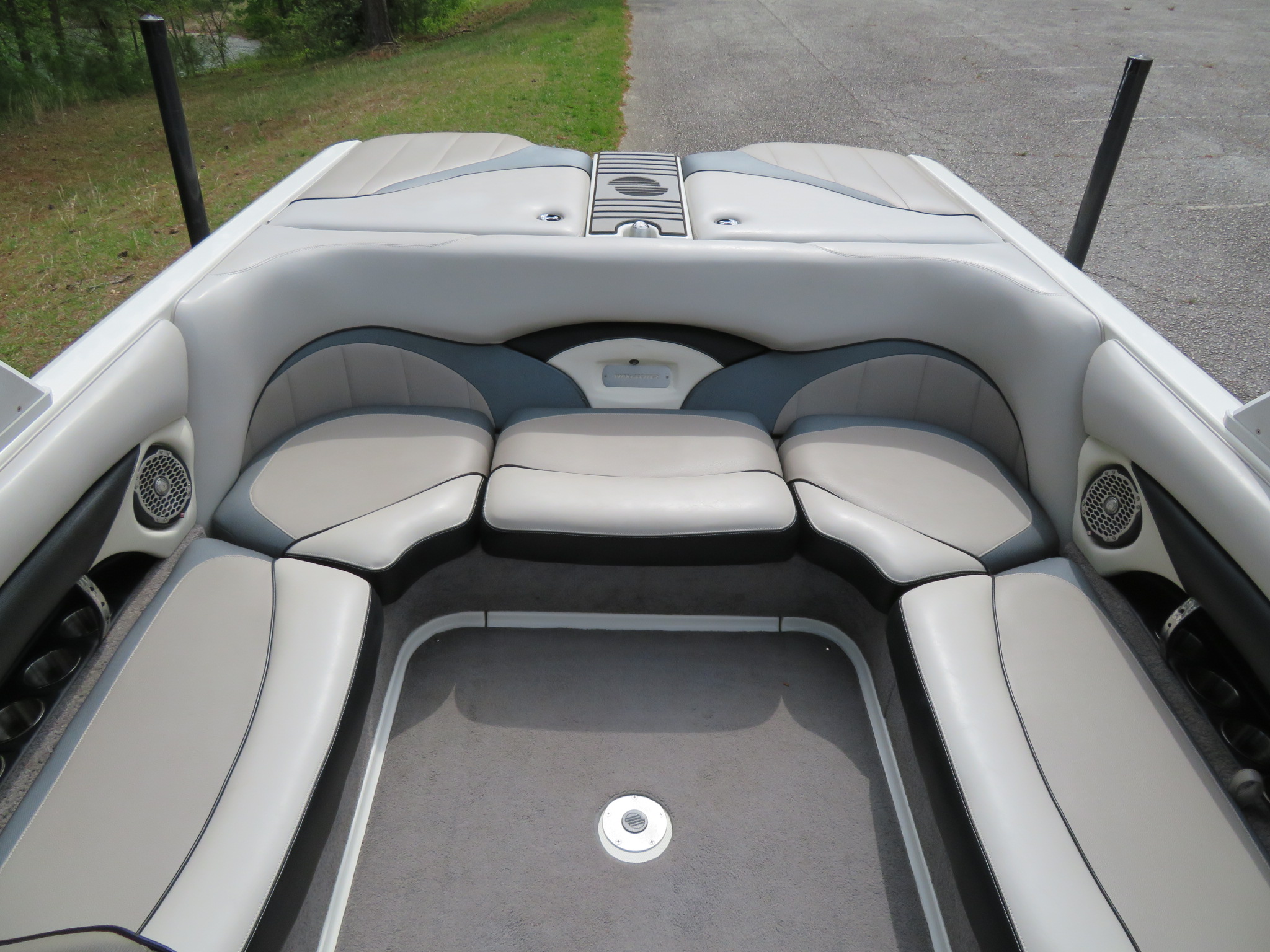 2011 Malibi 23LSV