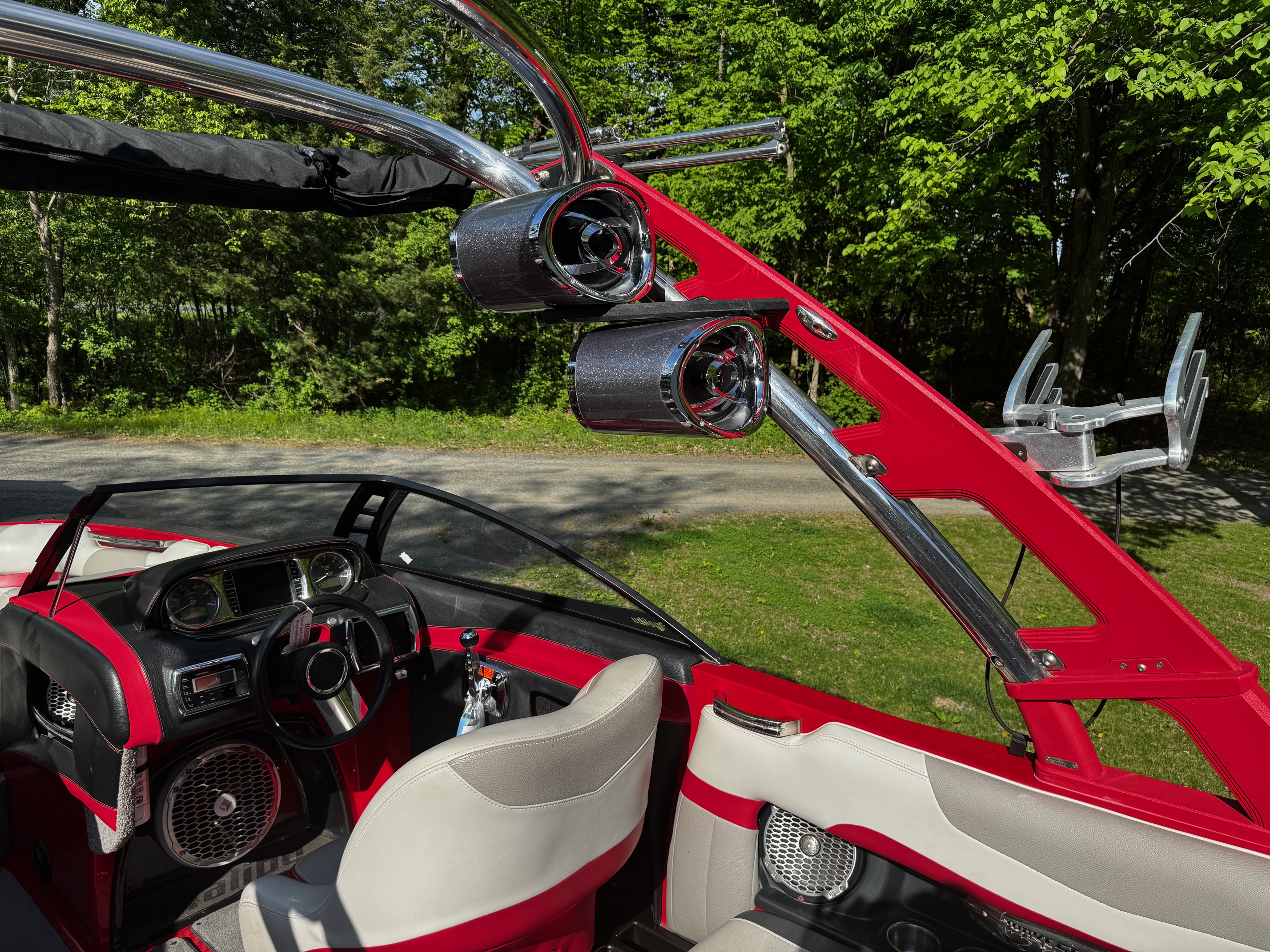 2013 Malibu Wakesetter 24 MXZ Icon