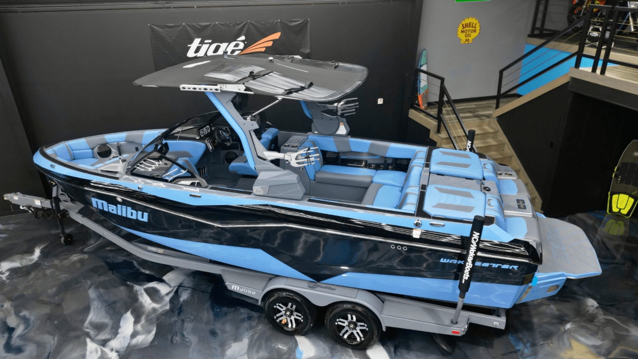 2024 Malibu Wakesetter 25 LSV