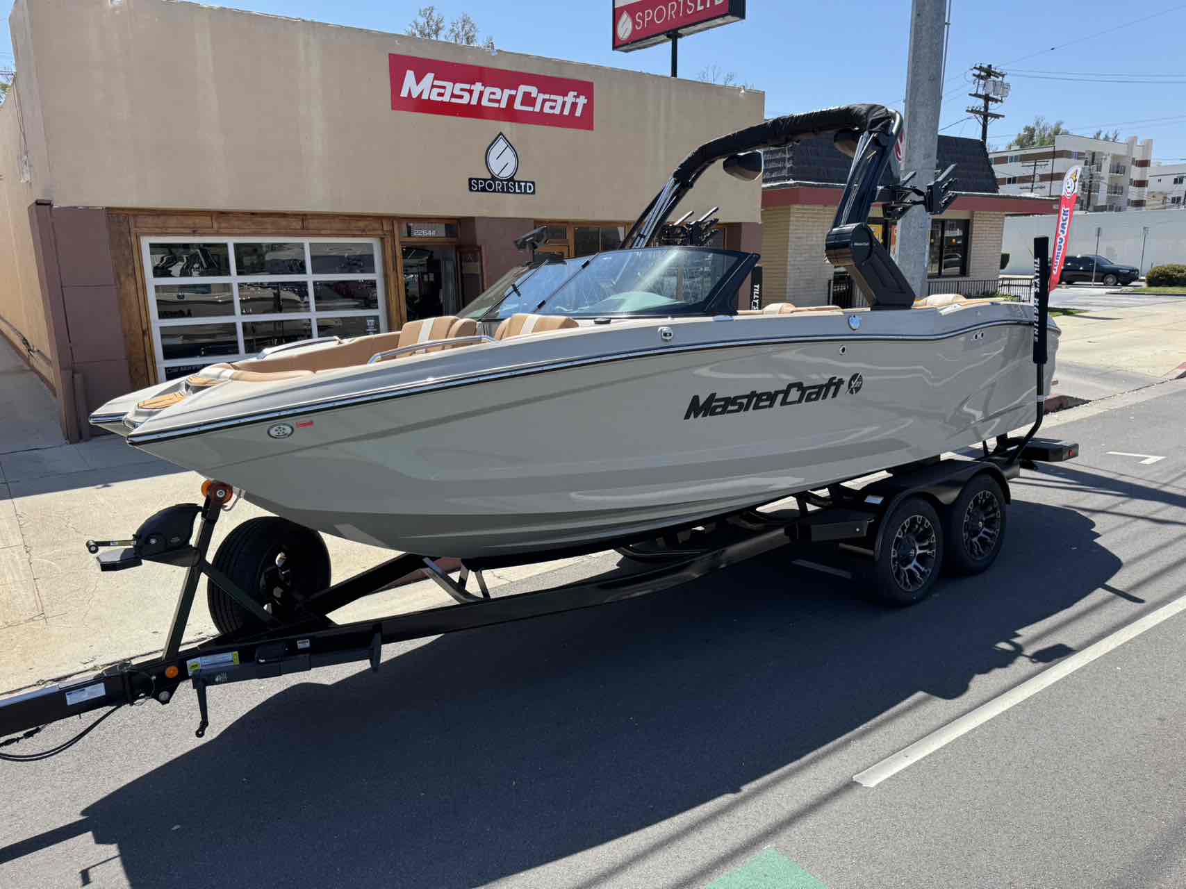 boat.Title