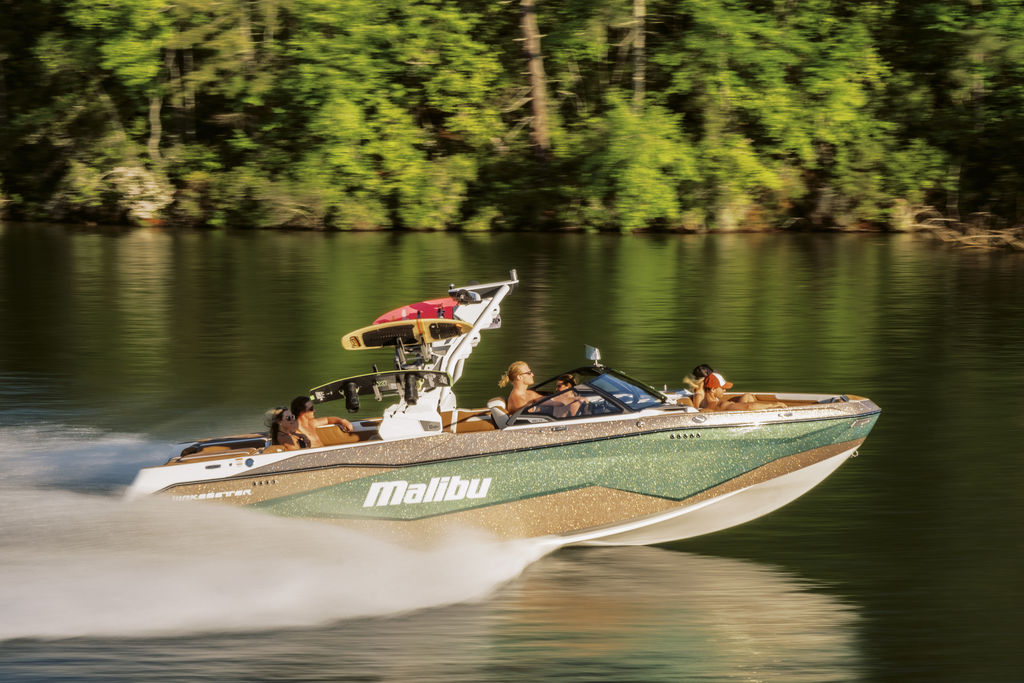 2025 Malibu Boats 25 LSV