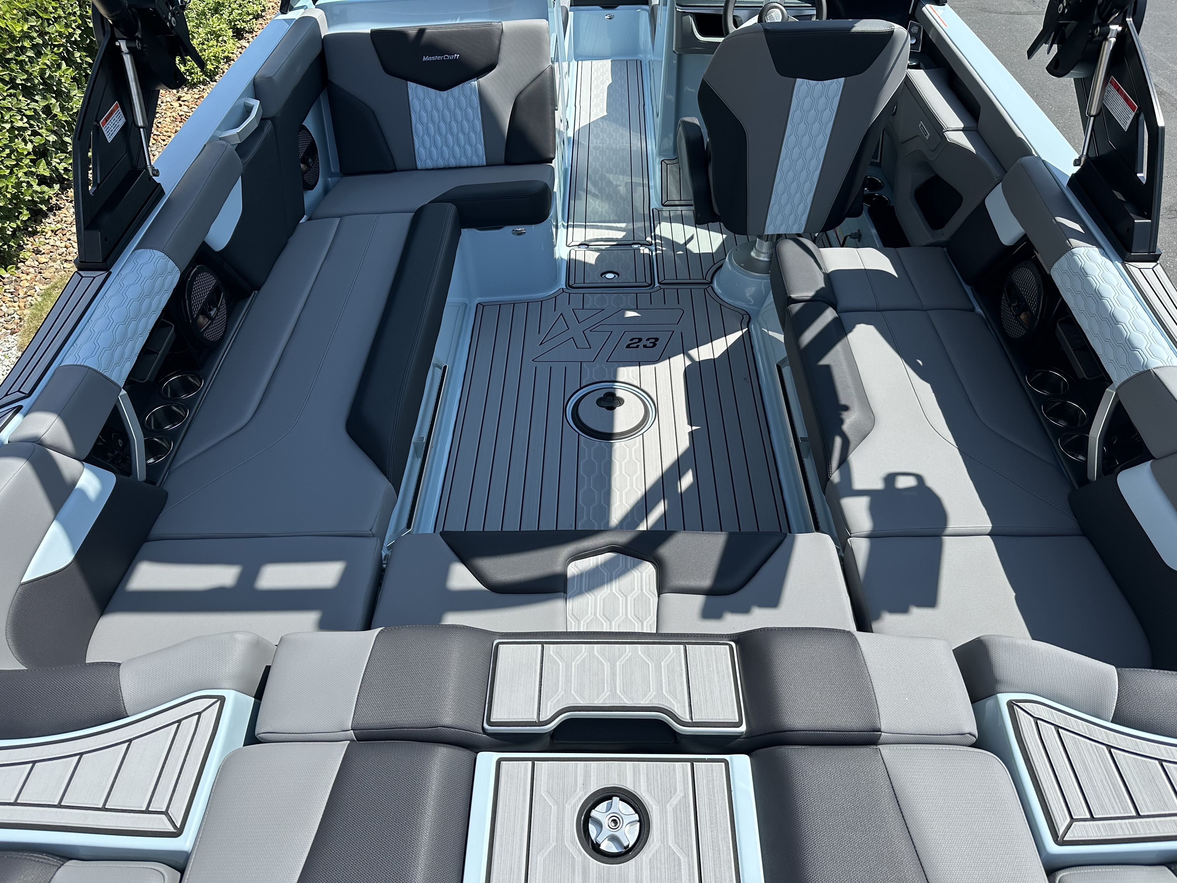 2025 MasterCraft XT23