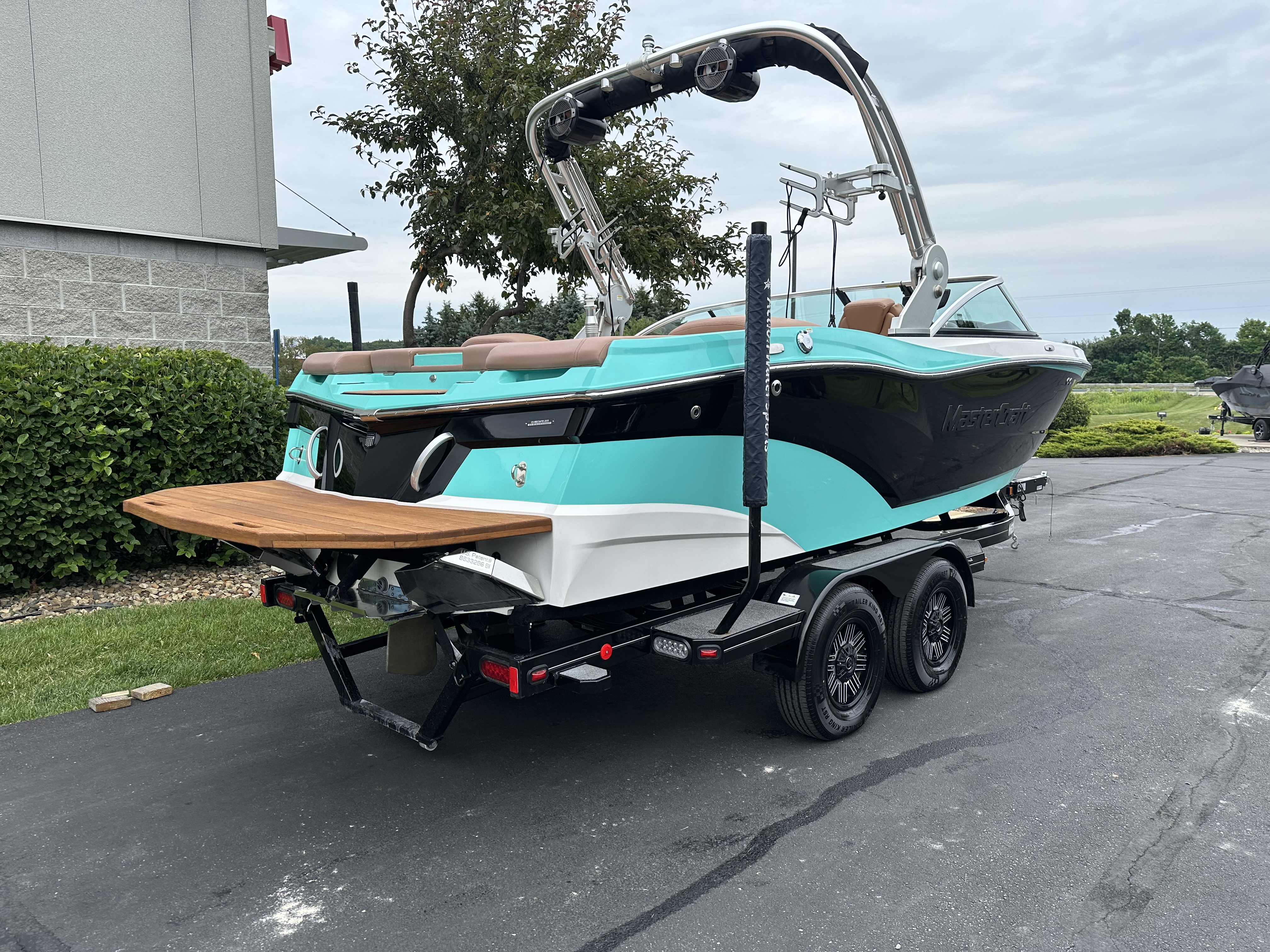 2019 MasterCraft XT21