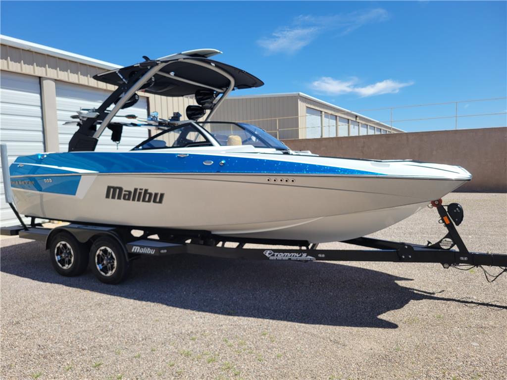 2019 Malibu 22MXZ Icon