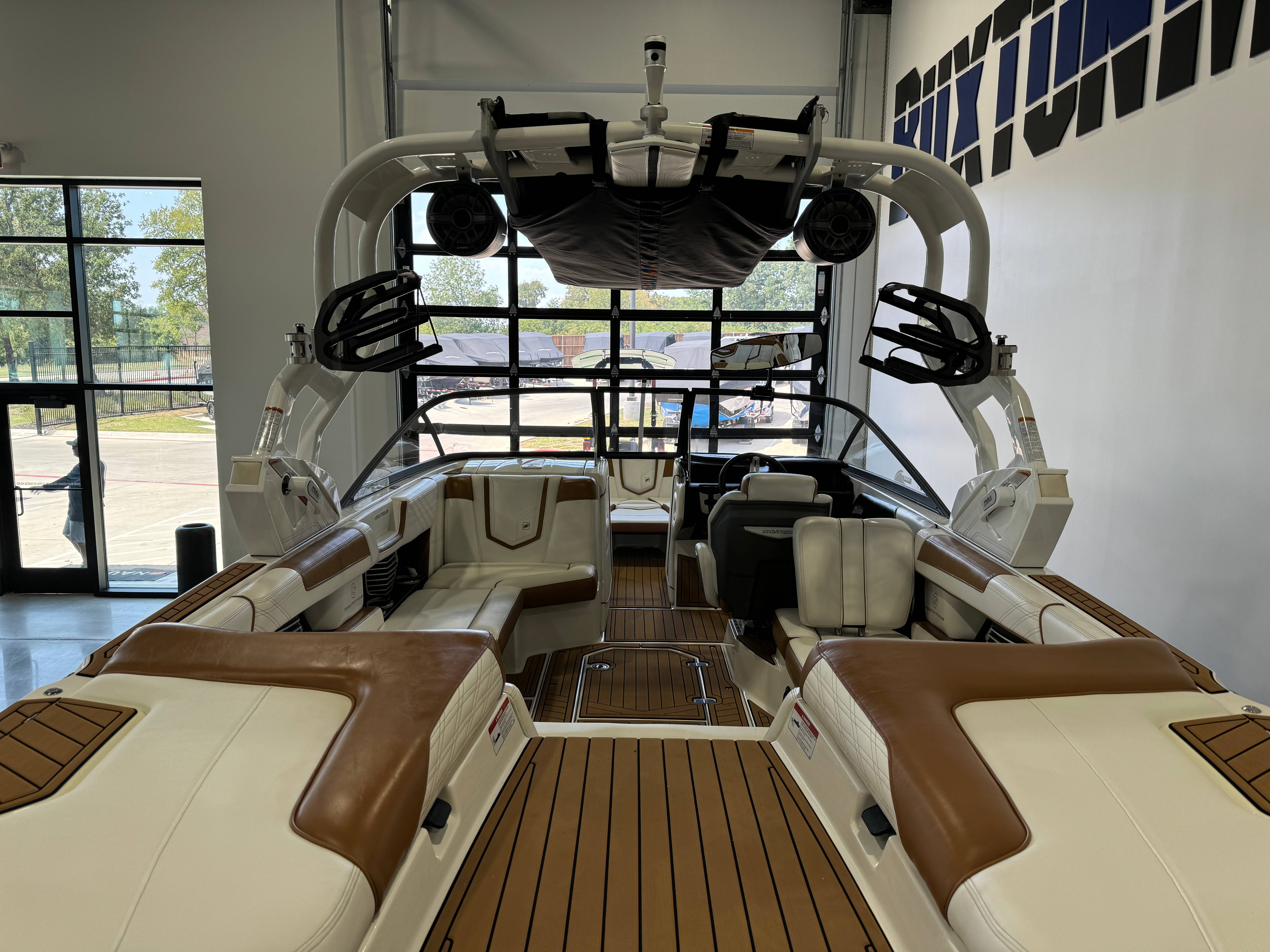 2017 Nautique Super Air Nautique G23