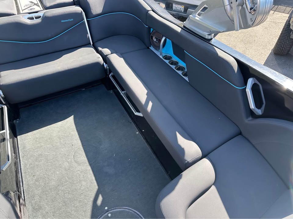 2018 MasterCraft X23