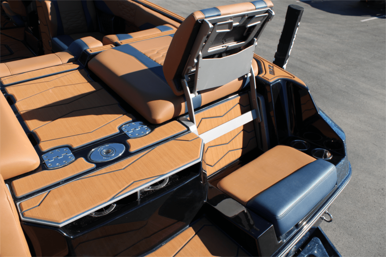 2025 Malibu 24 MXZ