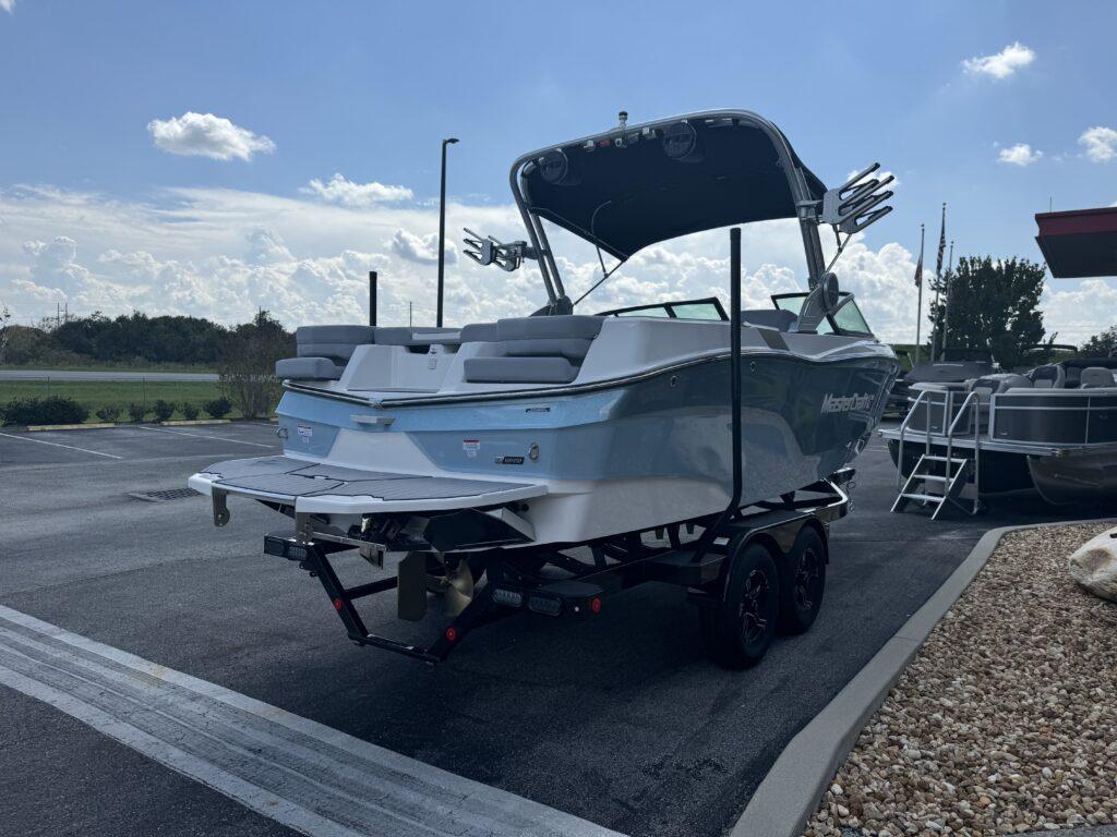 2025 MasterCraft XT22