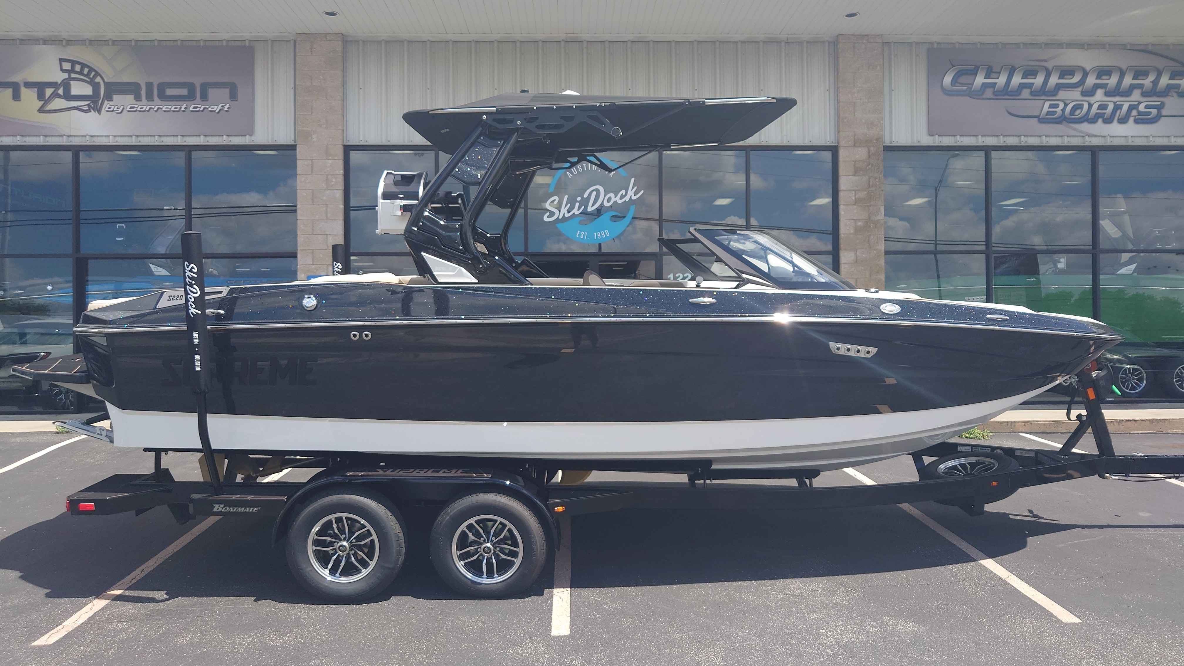 boat.Title