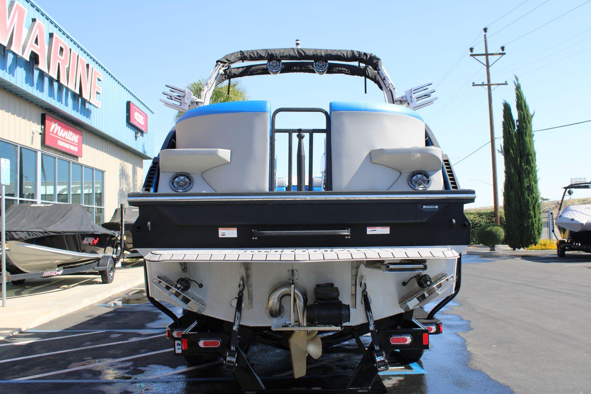 boat.Title