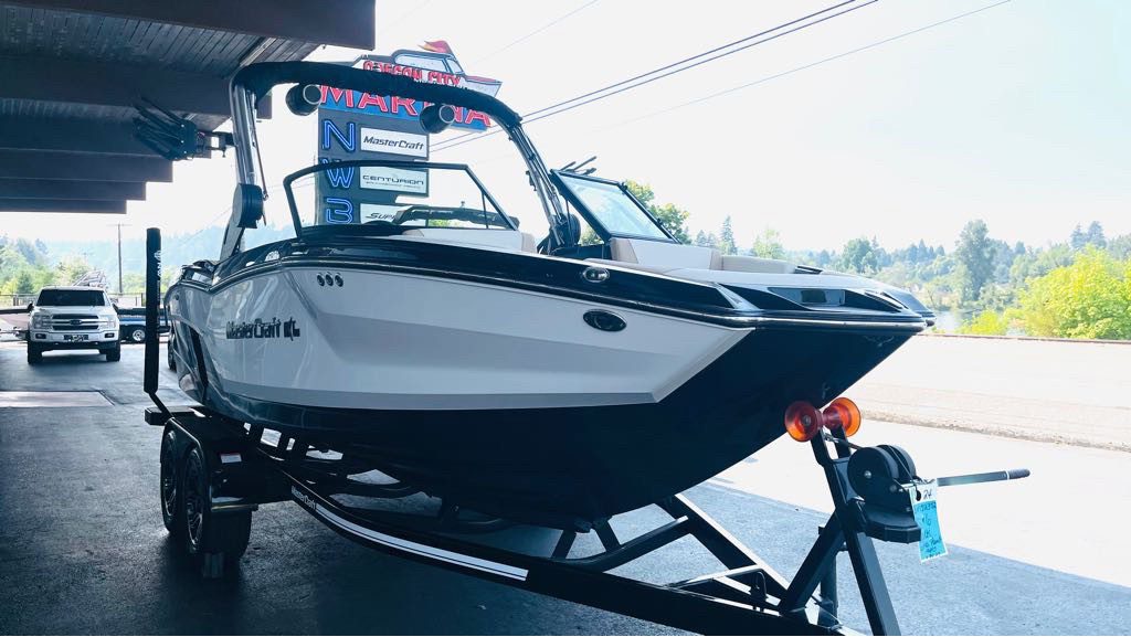 2024 MasterCraft NXT21