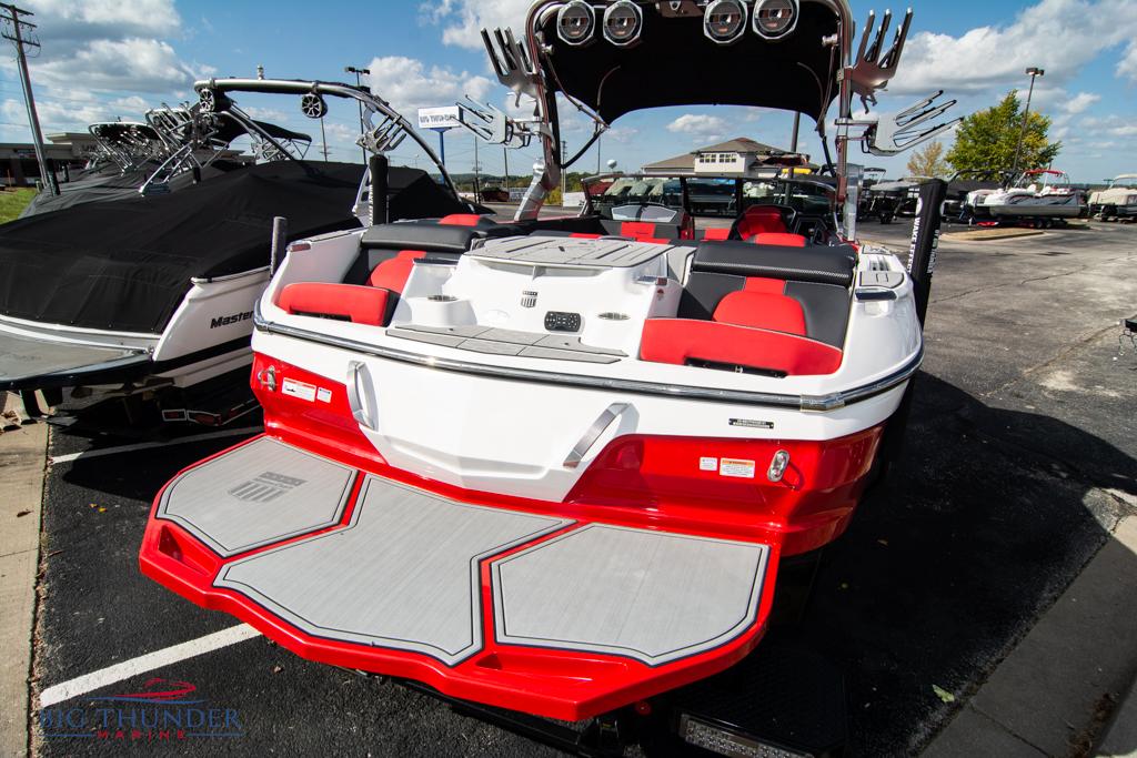 2021 Mastercraft X24