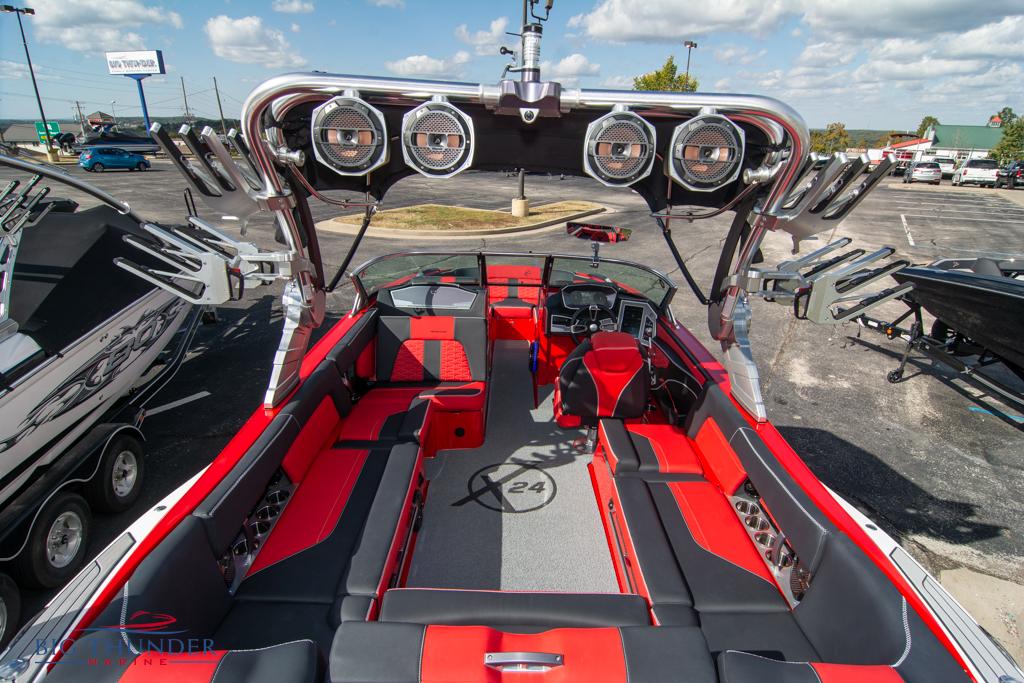 2021 Mastercraft X24