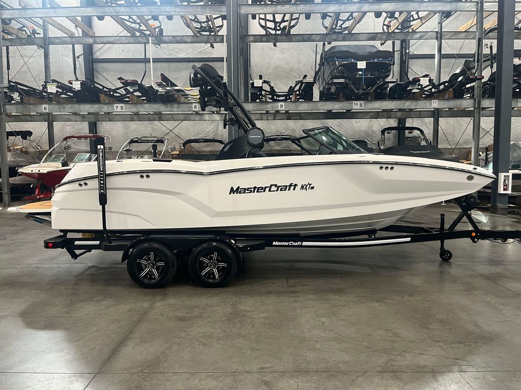 boat.Title