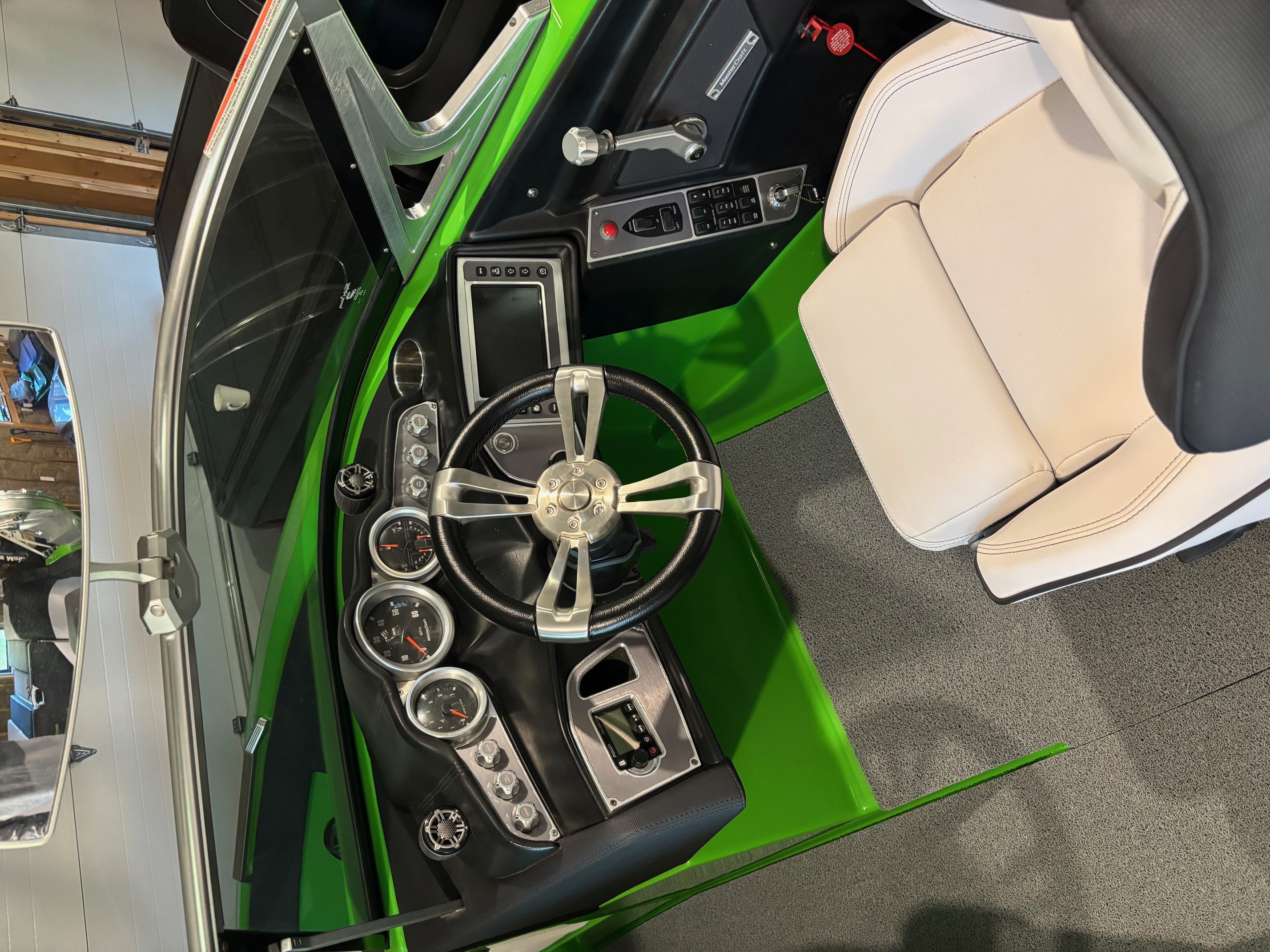 2017 Mastercraft XT23 Icon