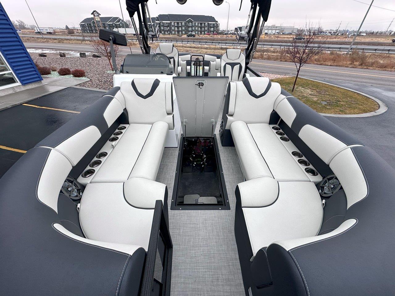 2024 Montara 25' Surf Boss