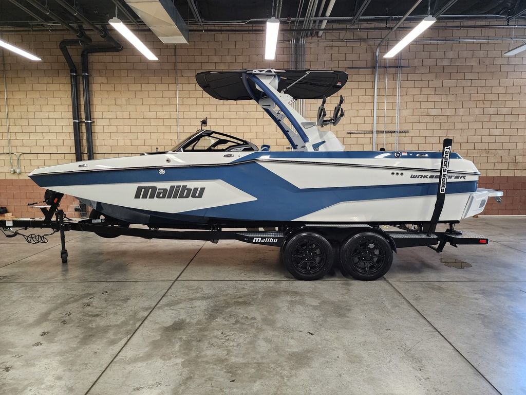 boat.Title