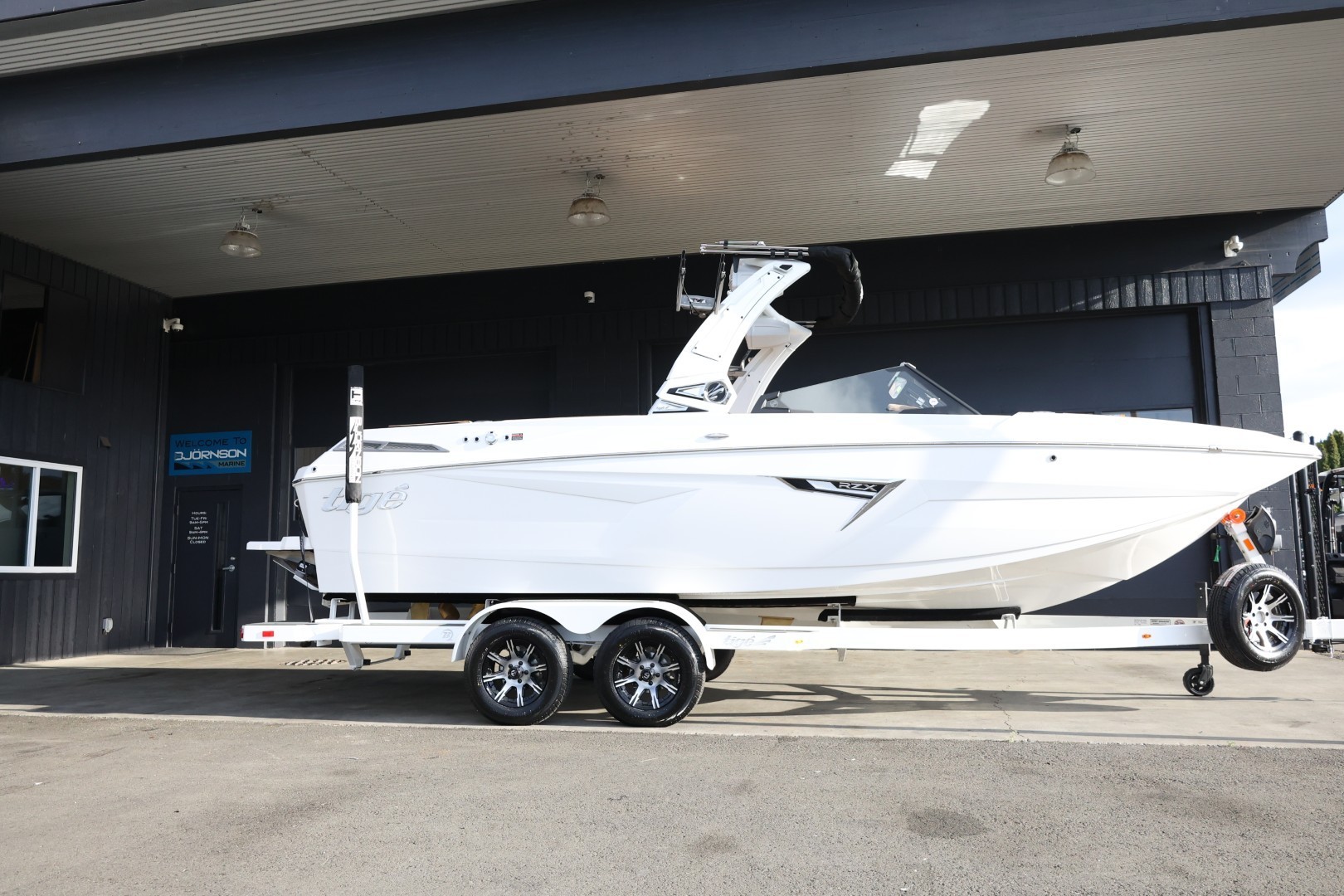 2025 Tige 22RZX
