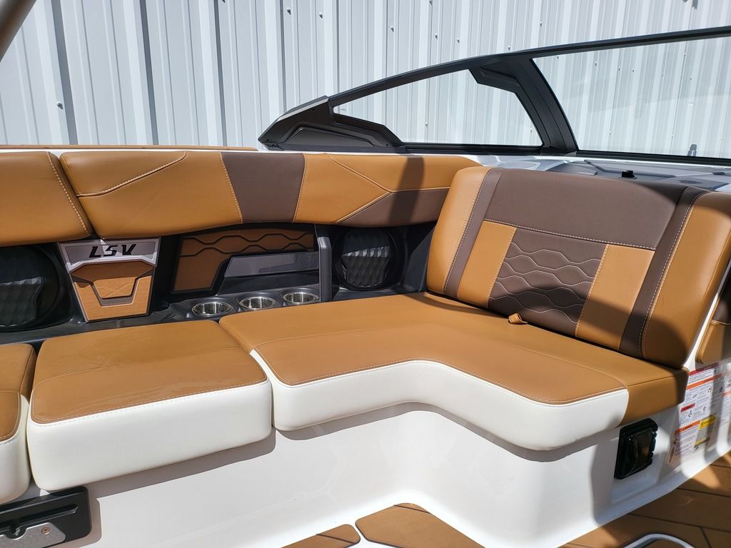 2025 Malibu Boats 23 LSV