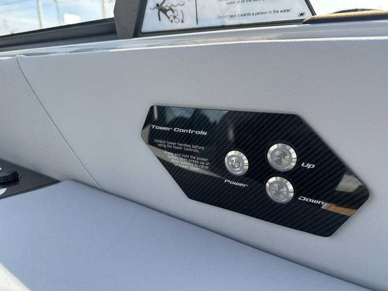 2025 Nautique G23