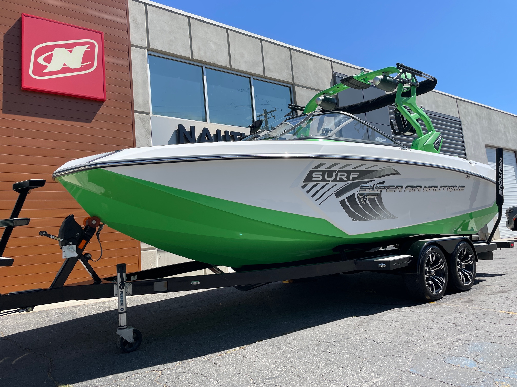 2018 NAUTIQUE G23 W/XR7 550HP SUPERCHARGED POWER PLANT