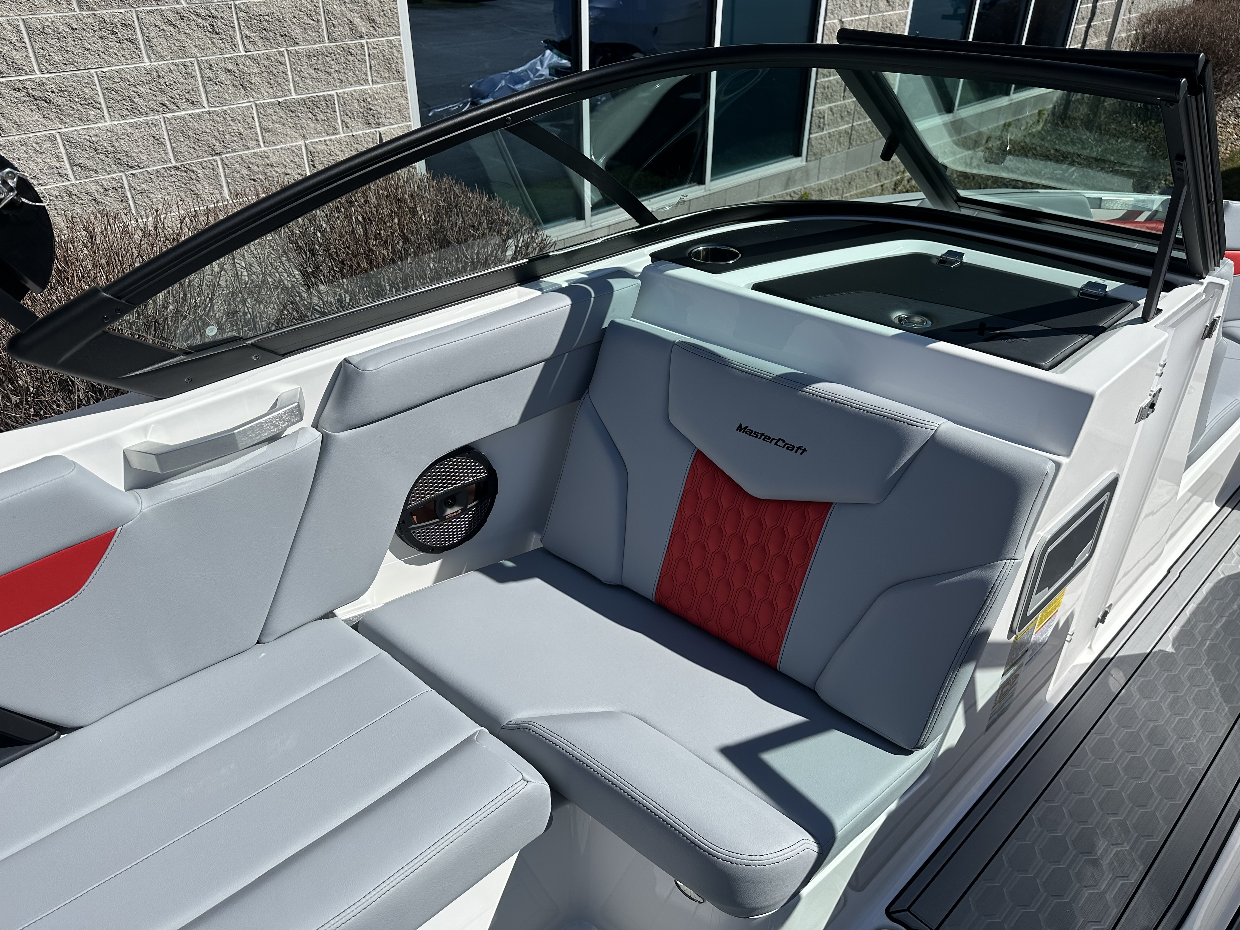 2024 MasterCraft XT23