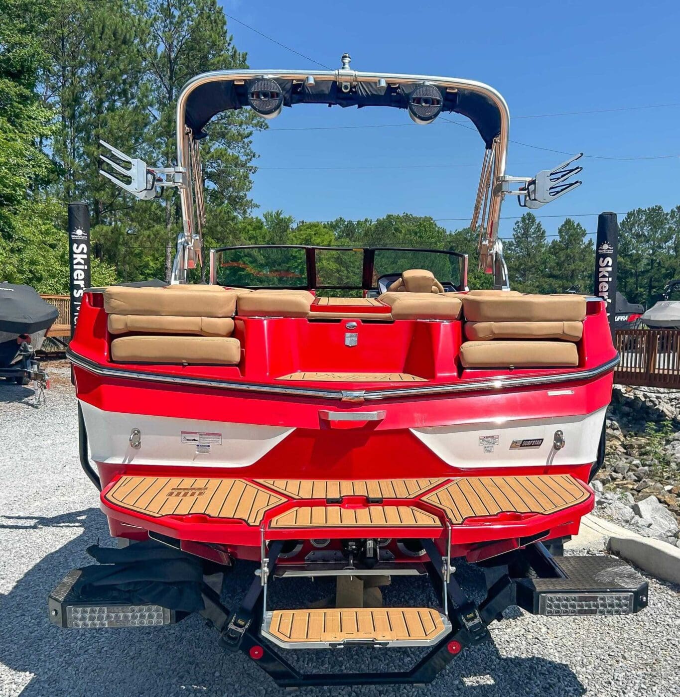 2023 MasterCraft XT23