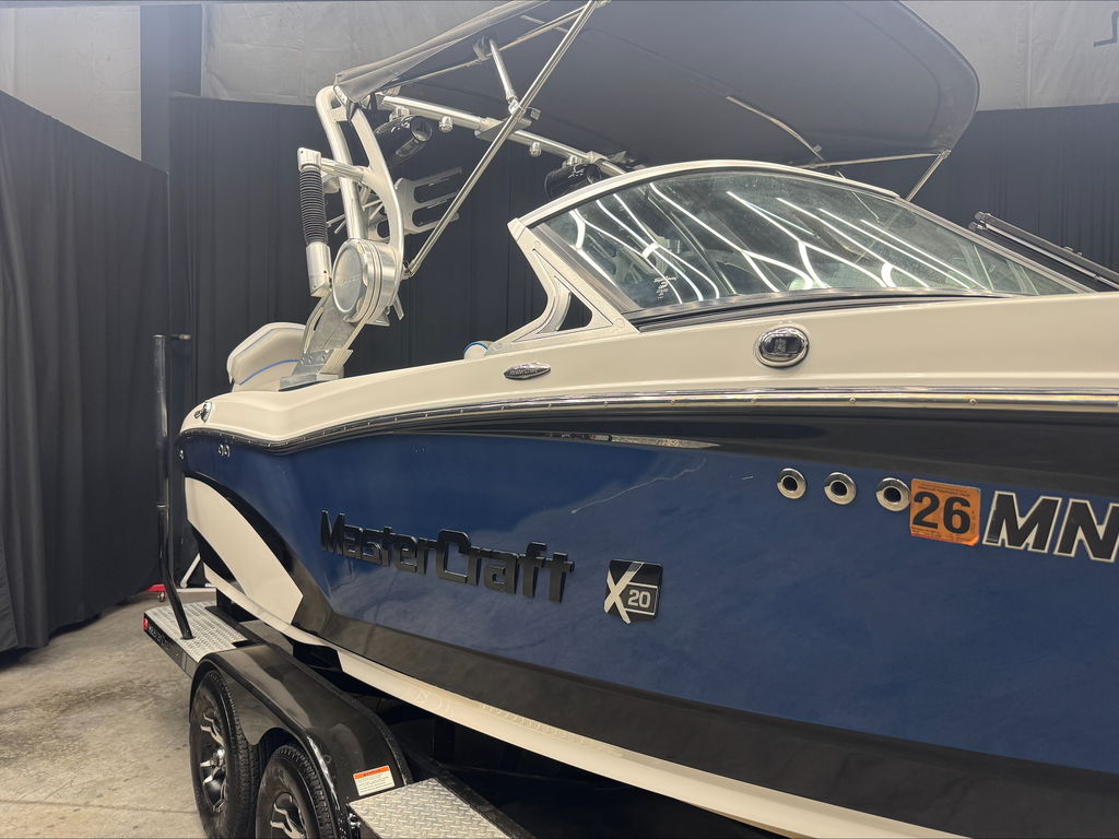 2015 MasterCraft X20