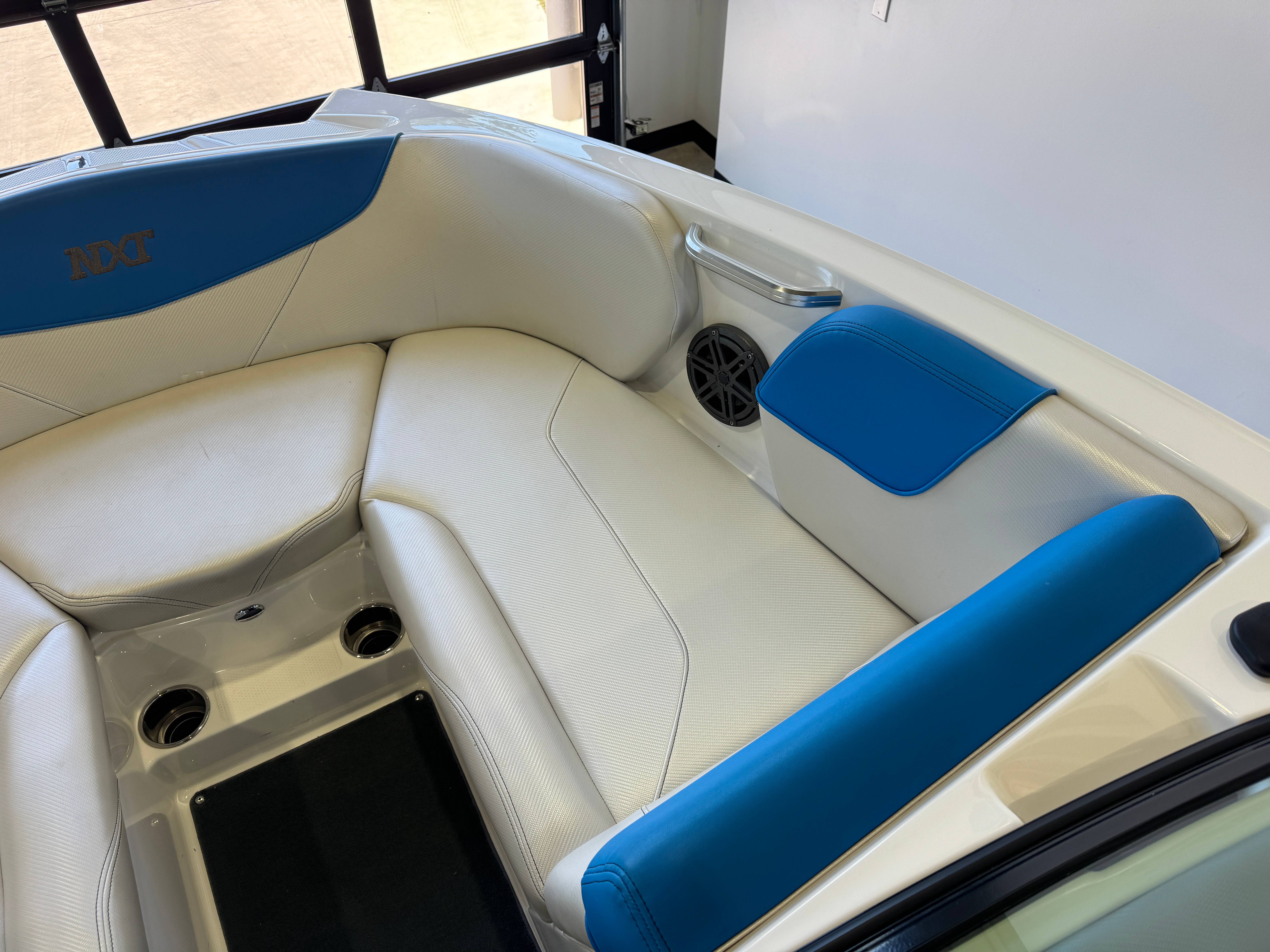 2017 MasterCraft NXT22