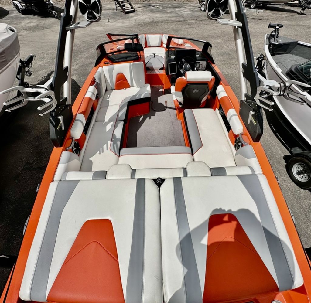 2020 Malibu Boats 21 VLX