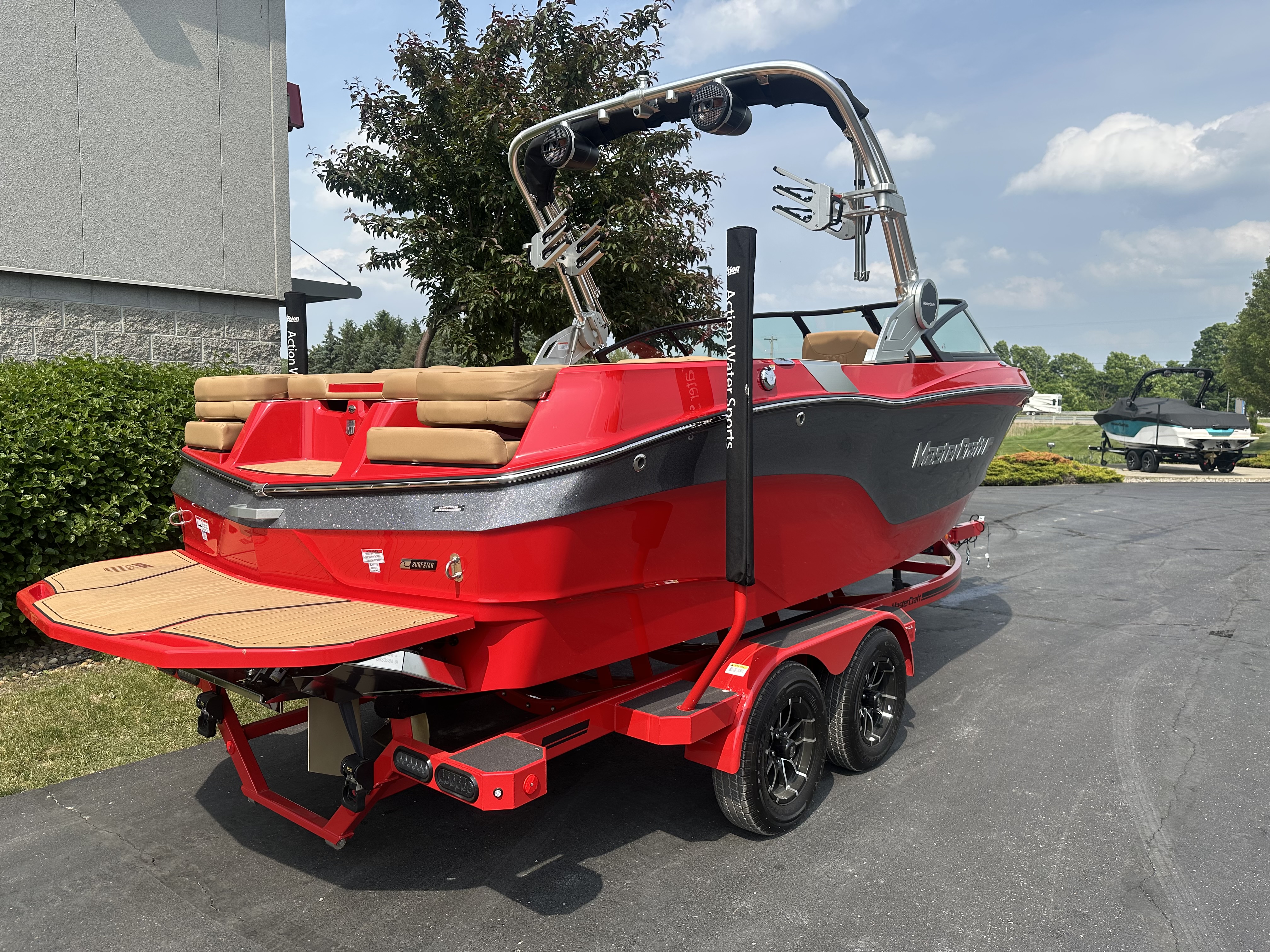 2025 MasterCraft XT22T