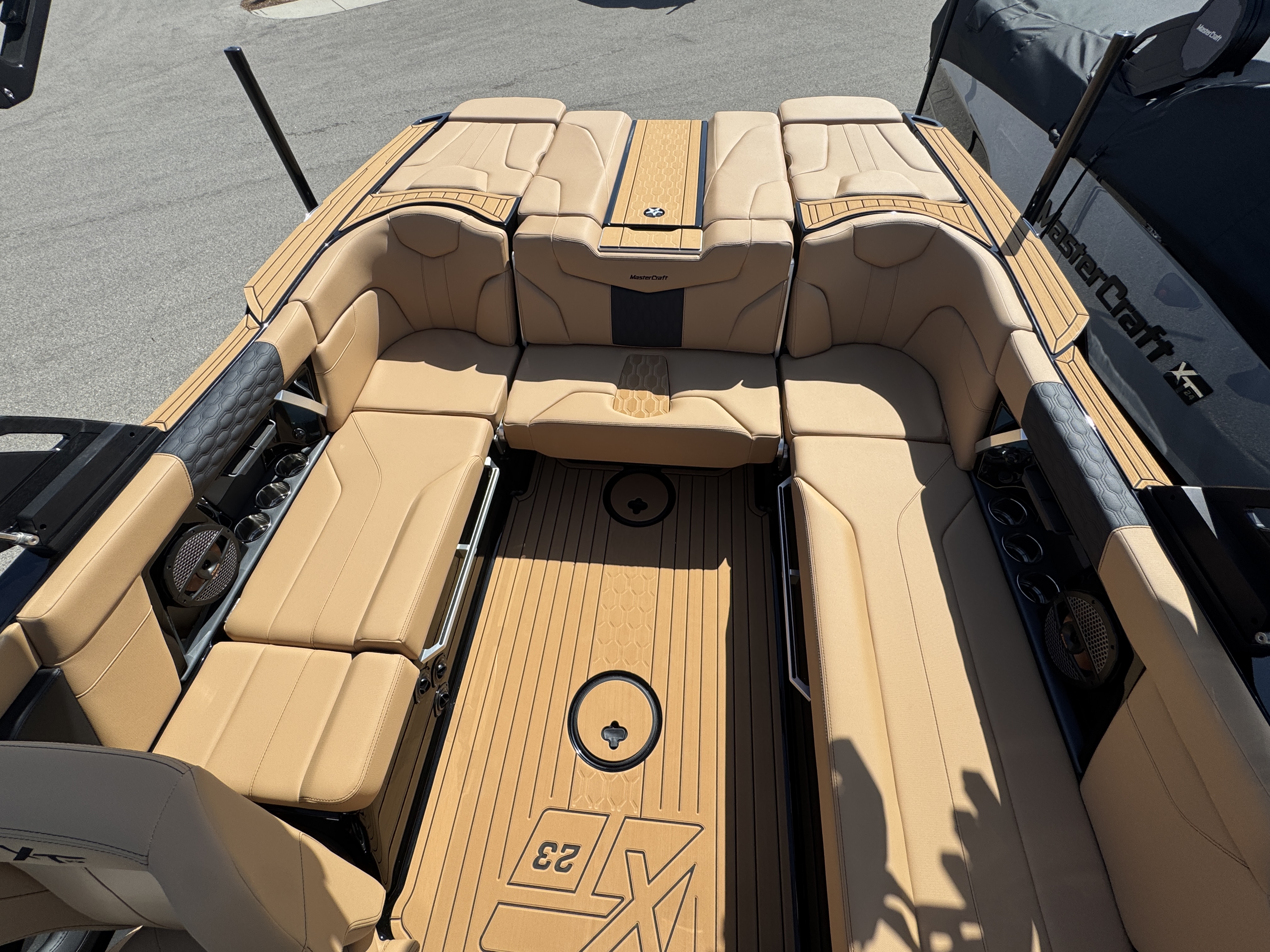 2025 MasterCraft XT23