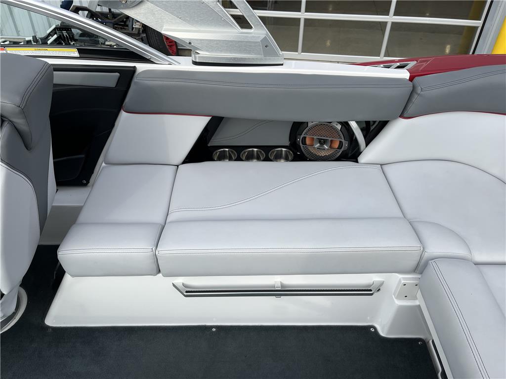 2020 MasterCraft XT23