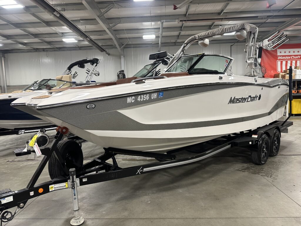 2019 MasterCraft X24