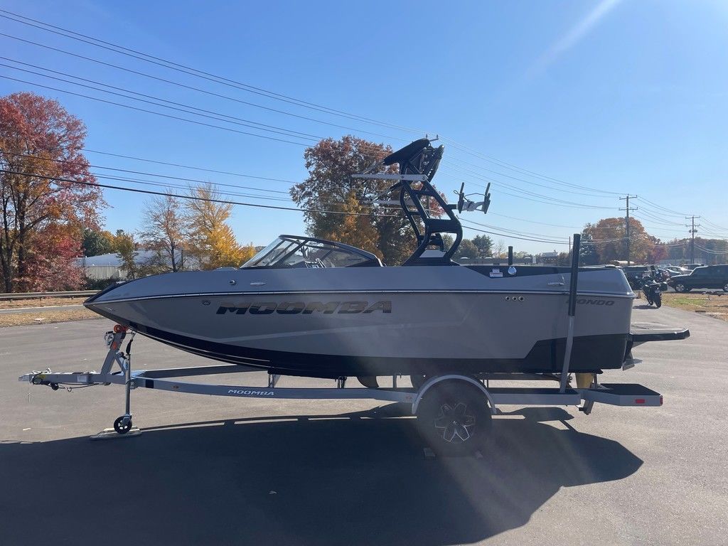 2025 MOOMBA Mondo