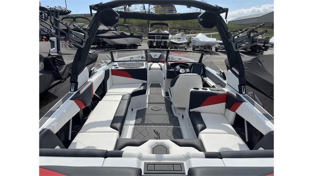 Lake RED-Y BRAND NEW 2023 Tige Z3
