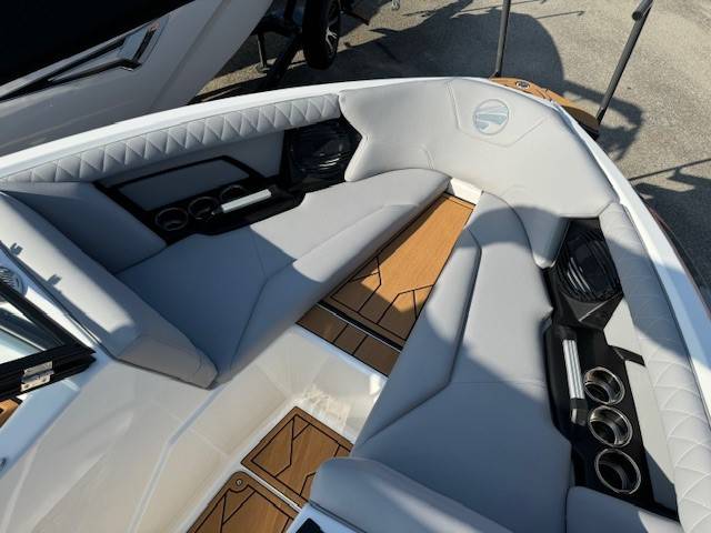 2025 Tige Z1 Icon