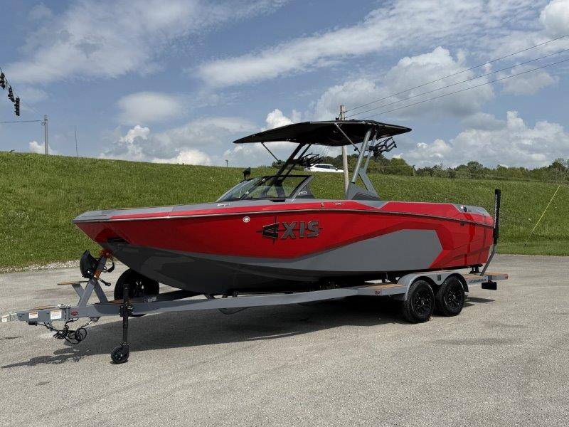 boat.Title