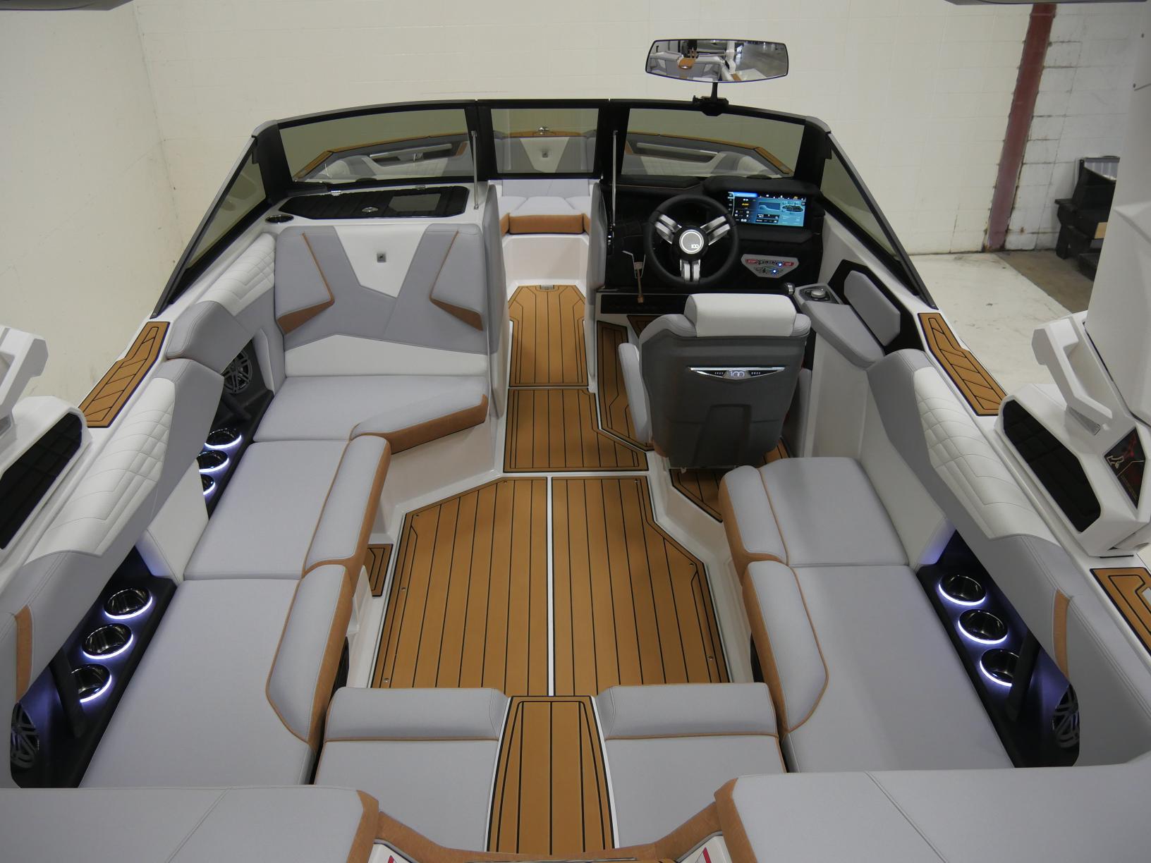 2025 Nautique S21 