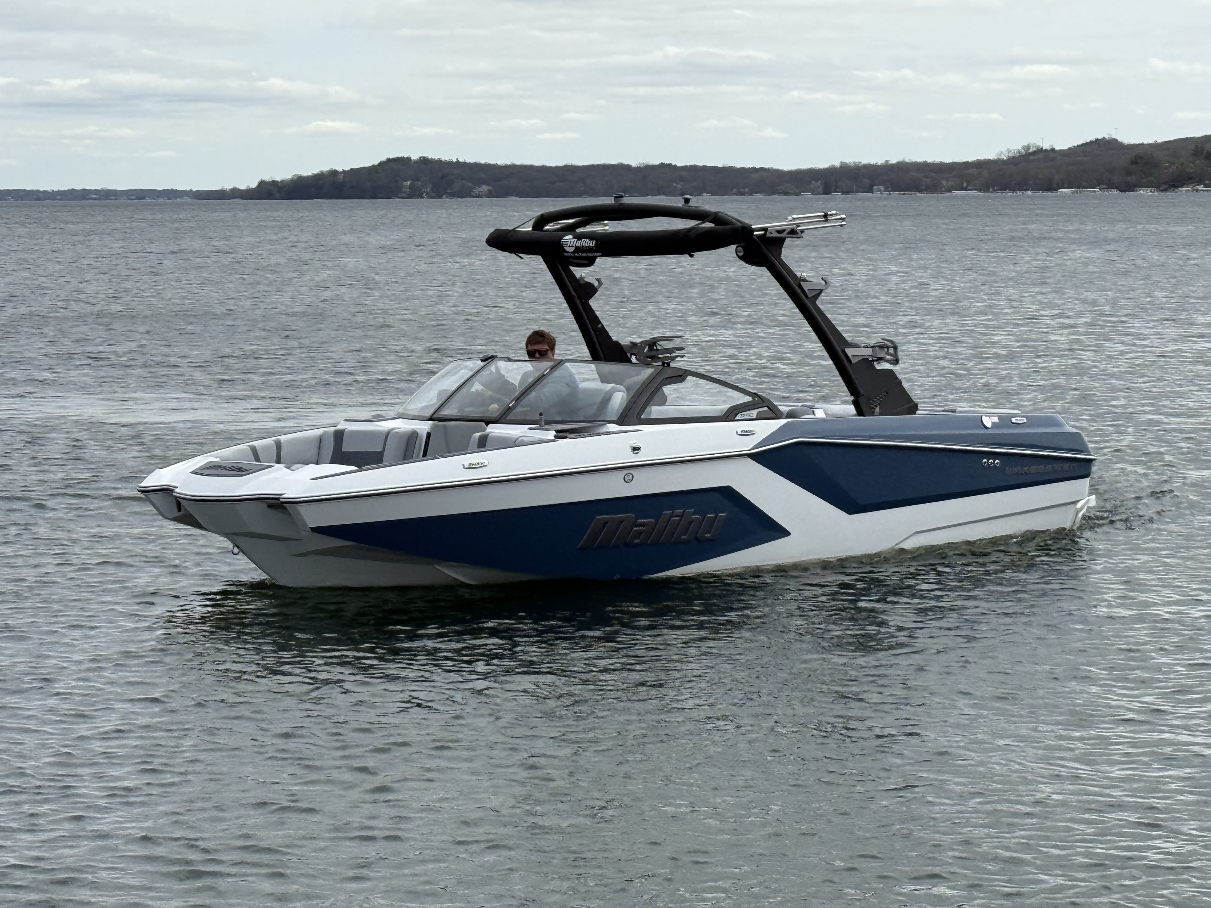 2025 Malibu 22 MXZ