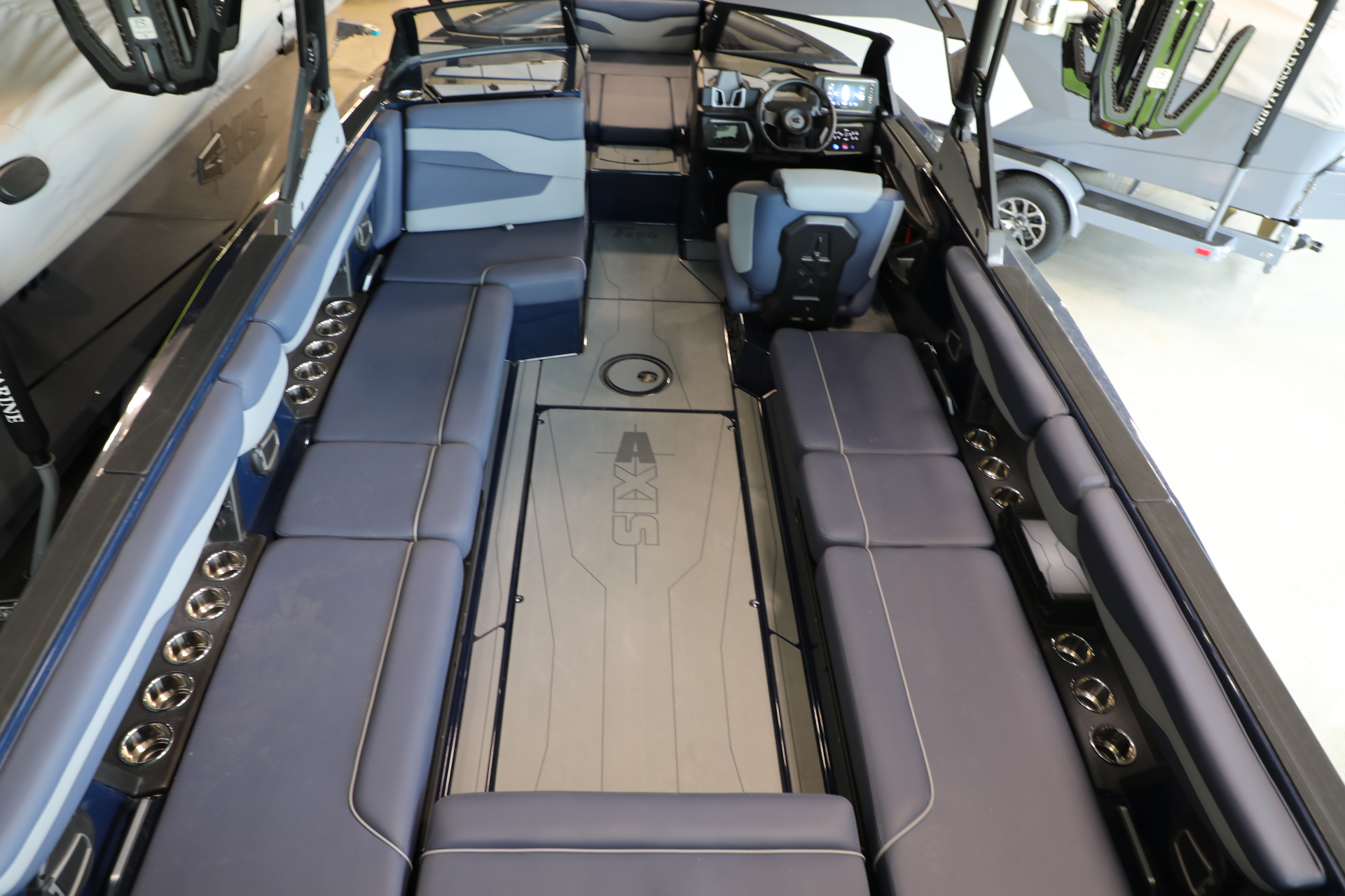 2024 Axis T250