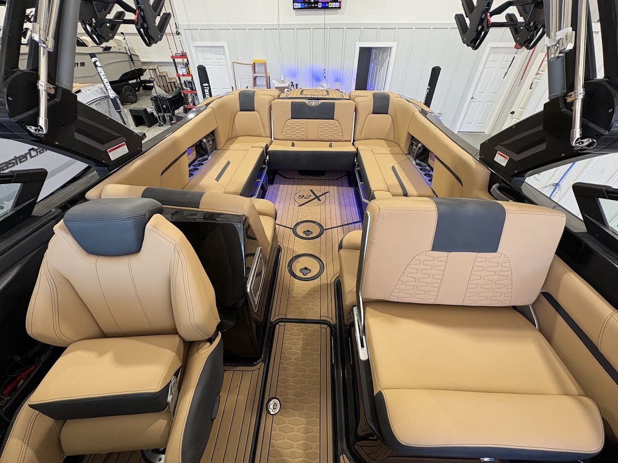 2022 MasterCraft X26