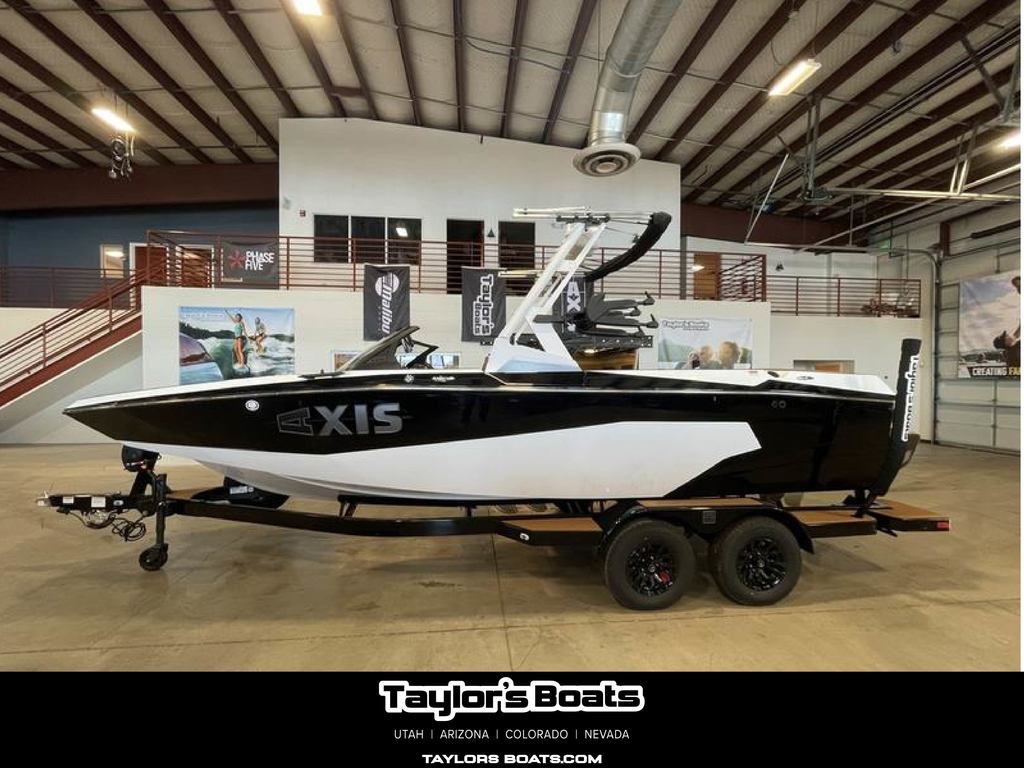 boat.Title
